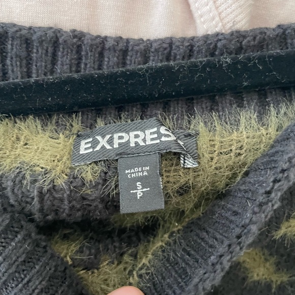 Express Off the Shoulder Soft Sweater Olive and Black - Picture 5 of 6